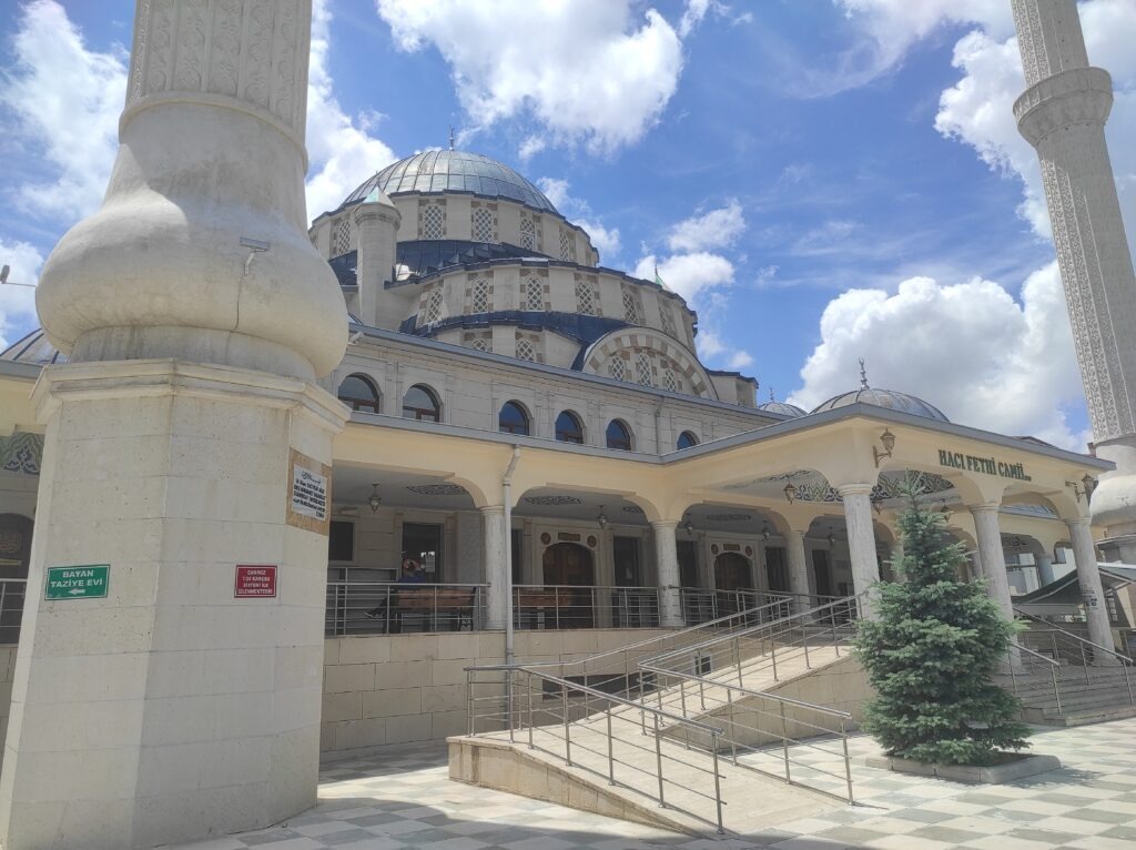 hacı fethi camii