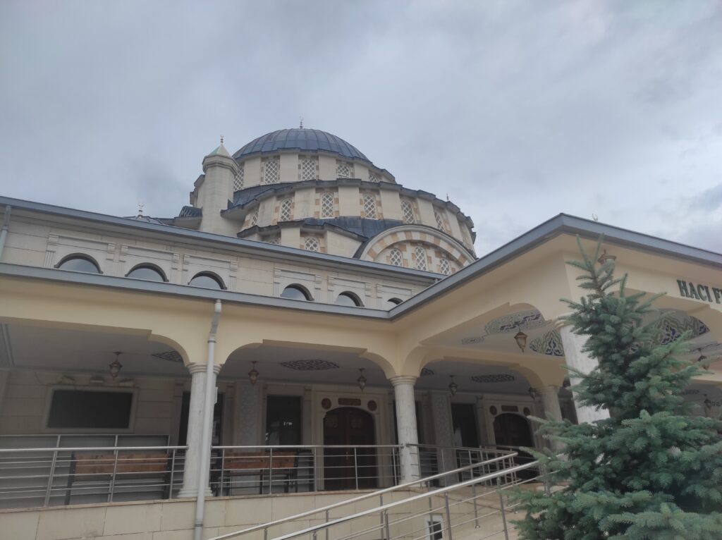 hacı fethi camii dış