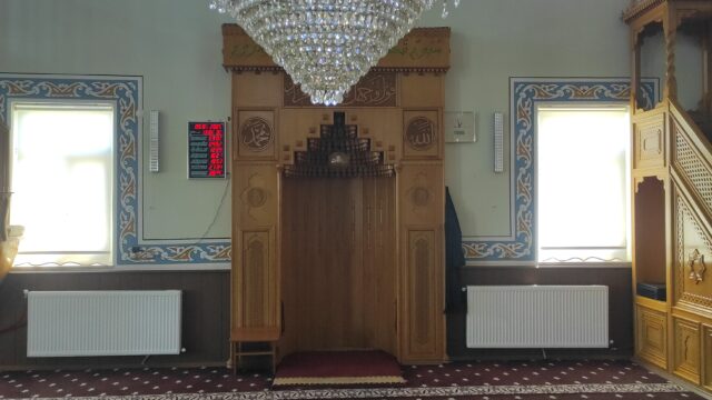 Akcakiraz Beldesi Yesilyurt Mahallesi Camisi içi