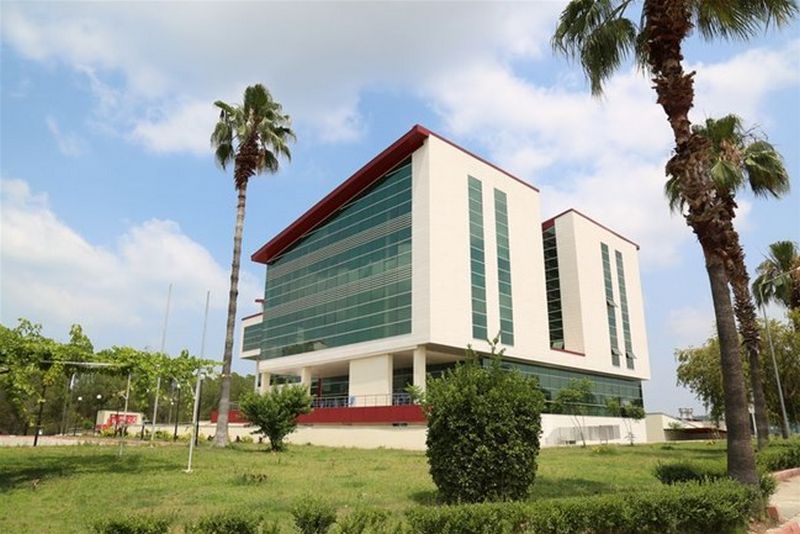 Adana KYK Yurdu dış görünüş