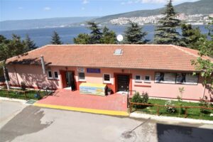Gemlik Kız Öğrenci Yurdu - resmî KYGM yurt fotoğrafı